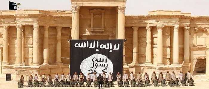 Palmira, Isis riprende la città nonostante i raid russi