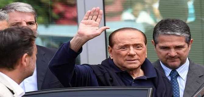 Berlusconi ricoverato al San Raffaele per battito irregolare: "Troppo stress"