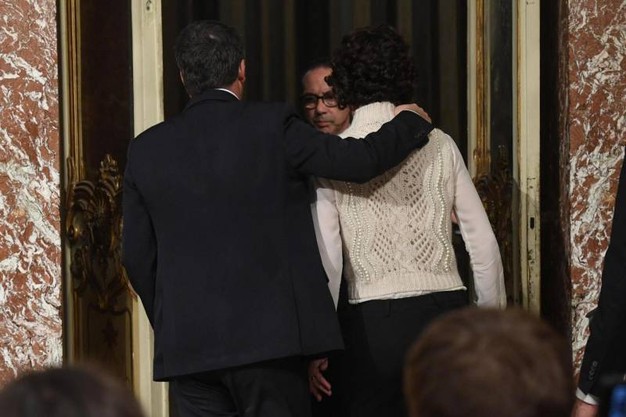 Renzi e le dimissioni congelate. Quale futuro per l'Italia