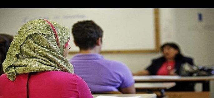 Udine, picchiata dalla madre perché sorpresa senza velo islamico