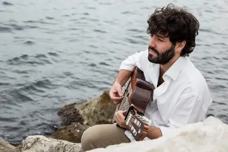 Tommaso Primo live al Dejavu' sabato 26 novembre ore 21