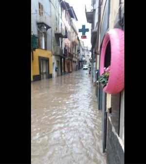 Maltempo, esonda il Tanaro in Piemonte. Allerta rossa anche in Liguria