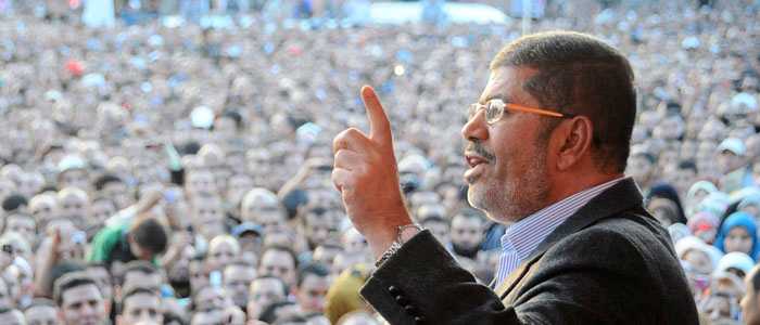 Egitto: annullata condanna all'ergastolo per deposto presidente Morsi