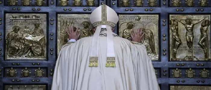 Giubileo, oggi chiude la Porta Santa di San Pietro. Massima sicurezza per la cerimonia