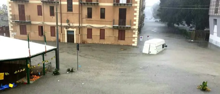 Licata, violento nubifragio: interi quartieri allagati e senza corrente