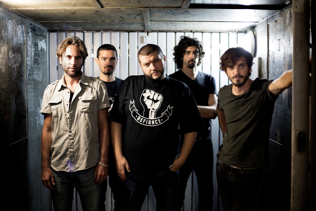 Kento torna con Da Sud, il rap militante tra Guccini e i Rage Against The Machine