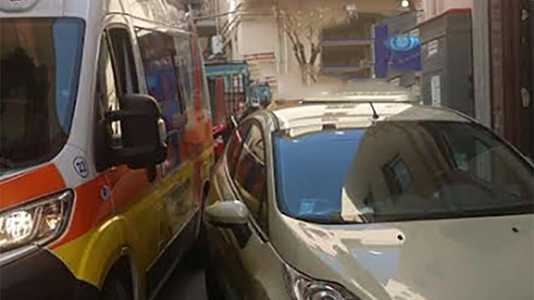 Ambulanza in doppia fila per soccorso, multati operatori 118 