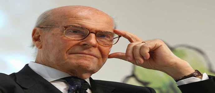 Morto l'oncologo Umberto Veronesi ex senatore