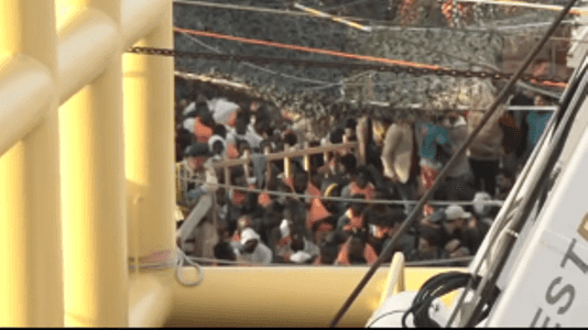 Migranti, nuovo naufragio a largo di Lampedusa: 239 morti, almeno sei bambini tra le vittime