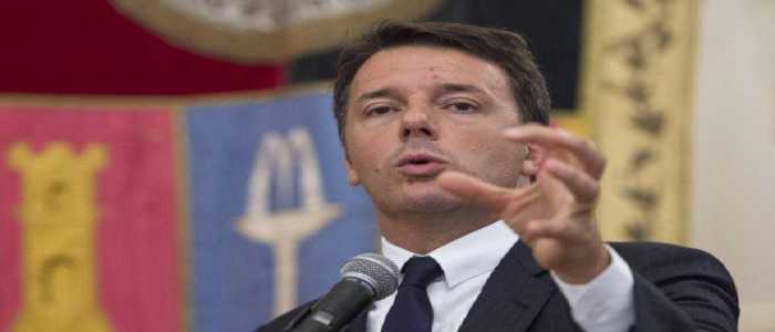 Terremoto, Renzi: "Non aumenteremo il deficit, per ora i soldi ci sono"