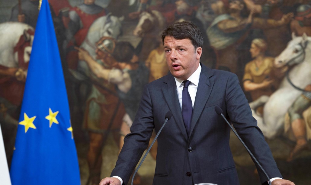 Terremoto, Renzi: "Container prima di Natale, poi le casette di legno"