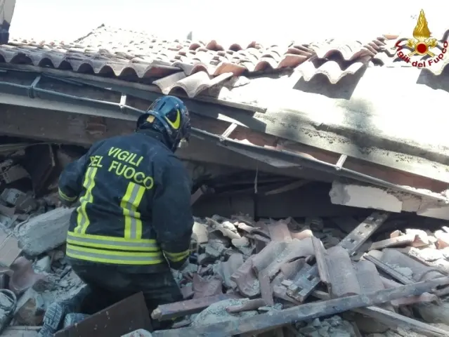 Terremoto: Vigili del Fuoco attivi riceveranno la Medaglia d'Oro da Mattarella