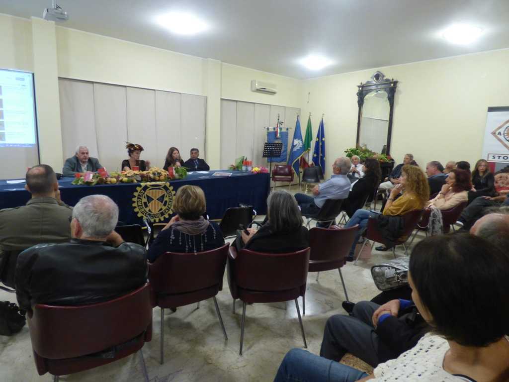 La scrittrice Adriana Lopez ha incontrato i suoi lettori a Catanzaro