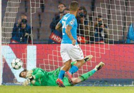 Calciomercato Napoli, Insigne strizza l'occhio al Liverpool