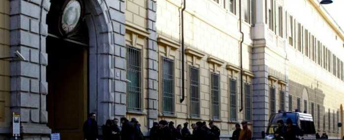 Cremona, arrestati due dipendenti del Tribunale: rubavano droga e armi dall'ufficio corpi di reato