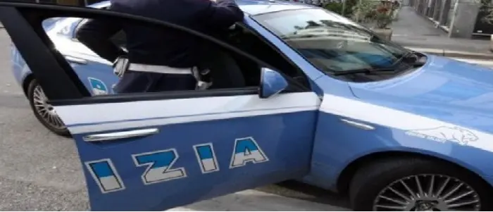 Alessandria, uomo soffoca la moglie malata e si costituisce