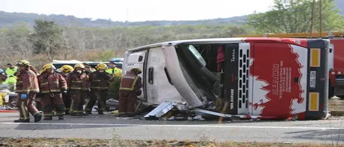 Pakistan, due autobus coinvolti in un incidente: 27 vittime