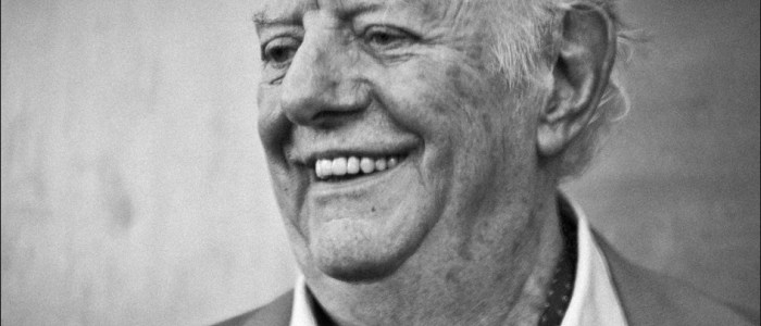 Milano, ultimo saluto al Nobel Dario Fo: esequie laiche in piazza Duomo