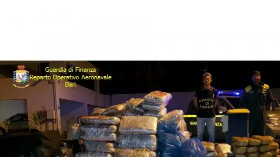 Maxi sequestro in Adriatrico: 500 chili di marijuana sequestrati