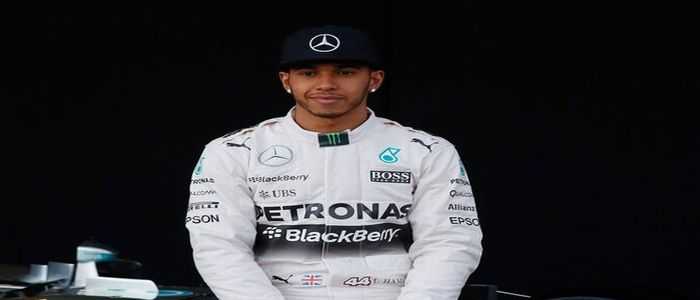 Gp della Malesia, Pole da record per Hamilton. Rosberg secondo