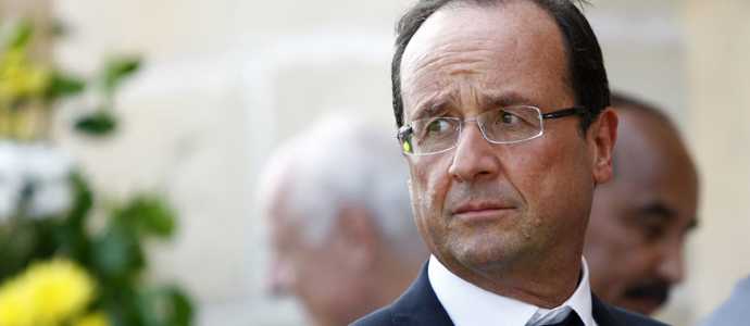 Prima visita ufficiale di Hollande a Calais: "I britannici facciano la propria parte"