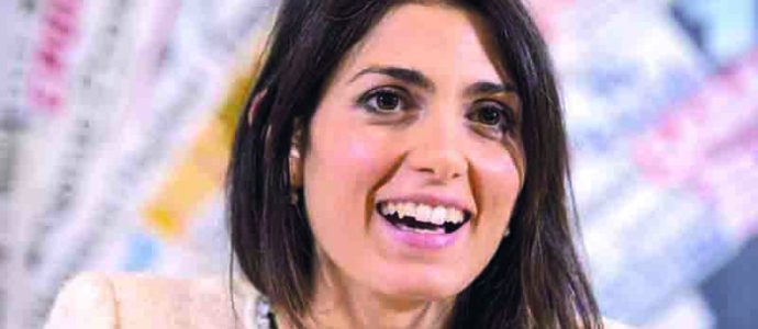 M5S, Raggi: "Ci dipingono divisi, ma siamo più uniti che mai"