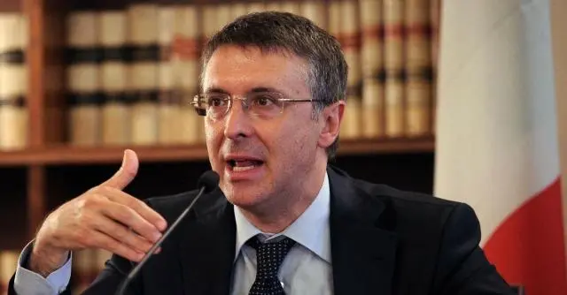 Cantone: "Nesso tra corruzione e fuga cervelli"