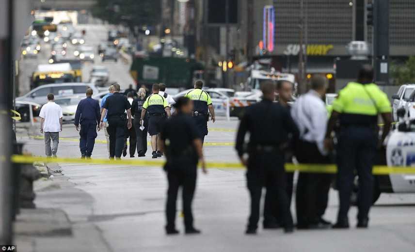 USA: polizia uccide due afroamericani. A Filadelfia agguato contro gli agenti