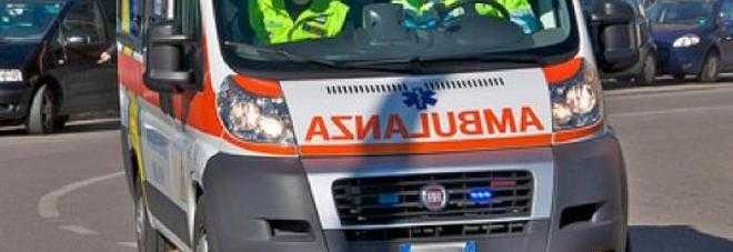 Cade dal Naviglio: 24enne in condizioni gravissime