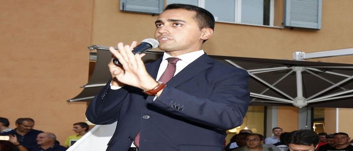 Di Maio: "Referendum personalistico, come ai tempi di Pinochet"
