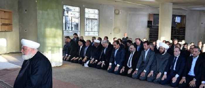 Primo giorno di tregua in Siria: Assad prega nella moschea simbolo della ribellione