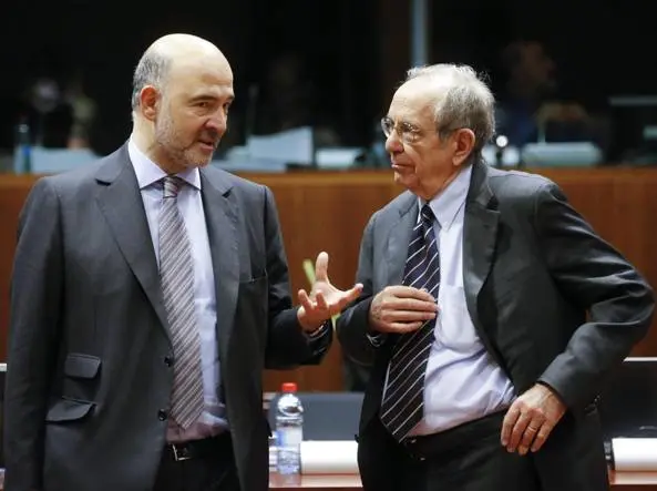 Economia, basta sconti alle multinazionali. Padoan: "Nessuno sconto dall'UE"