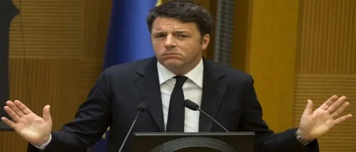 Renzi: "Se vince il no, non è la fine del mondo". Ma a Gennaio prometteva di lasciare