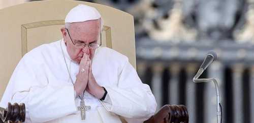 Terremoto Centro Italia: Papa Francesco: "Fortemente commosso, prego per le vittime"