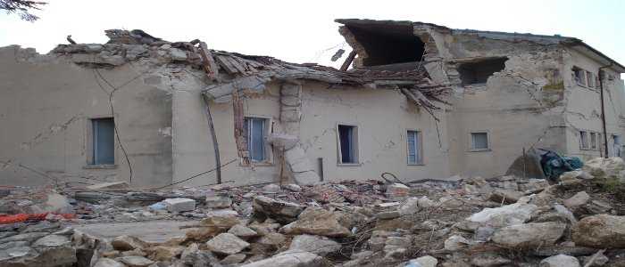 Terremoto in Perù: nove morti e più di sessanta feriti, tra cui turisti