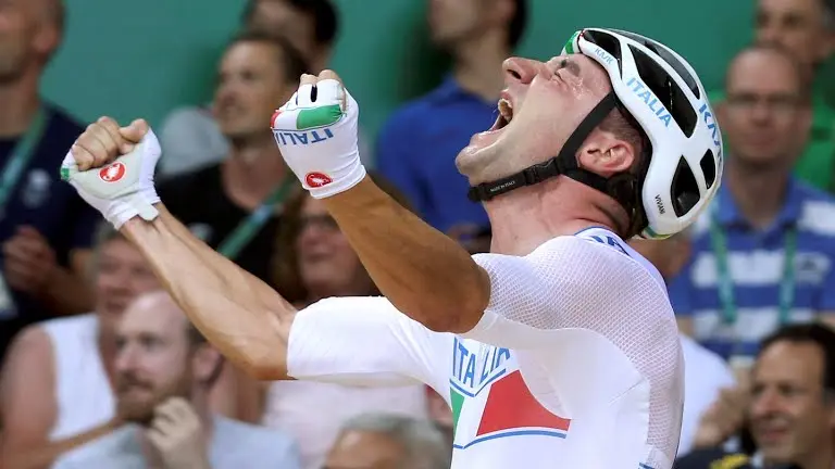 Rio 2016: Elia Viviani è d'oro nel ciclismo su strada