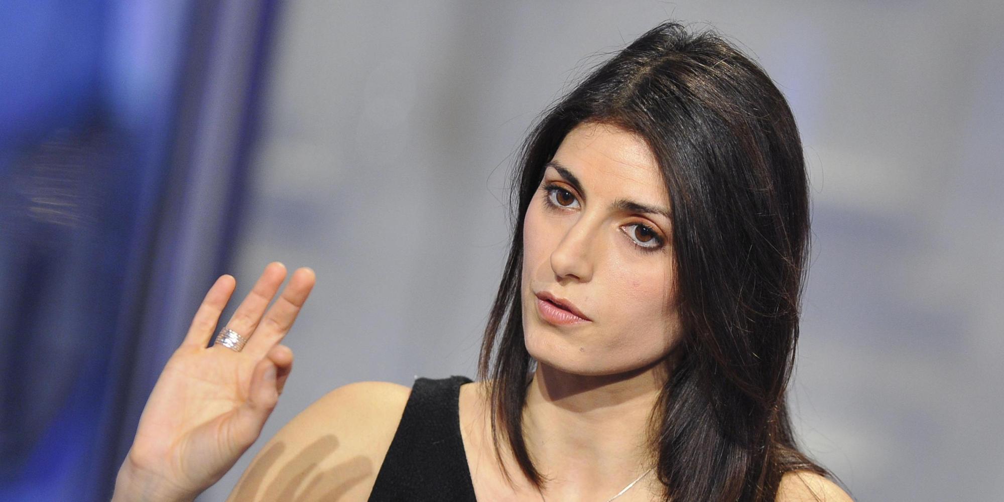 Rifiuti a Roma, Raggi: "Con la Sinistra, Cerrone re"