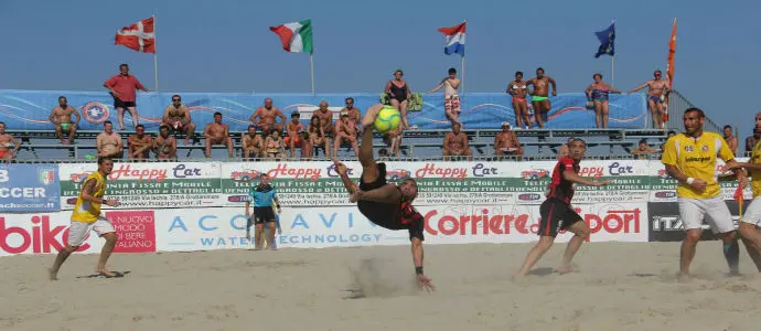 Beach Soccer - Serie A 2016 (Girone A): Sorridono Pisa e Milano, brutto stop Lazio