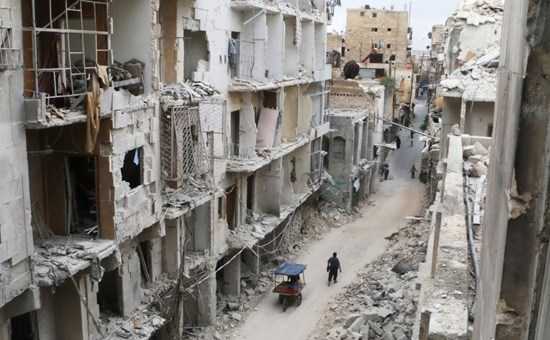 Siria, Assad concede amnistia a chi si arrende. Russia: "4 corridoi umanitari ad Aleppo"