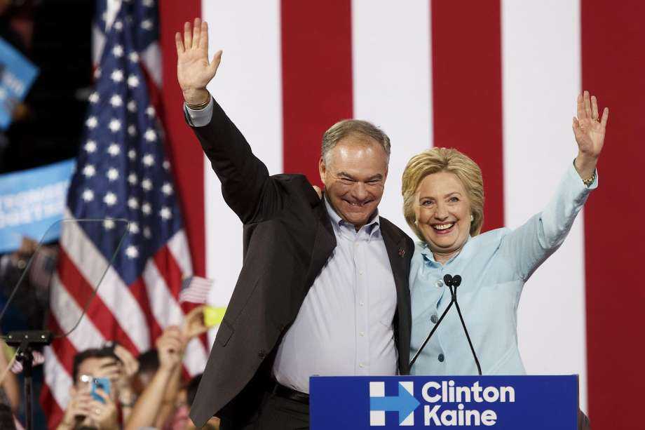 Elezioni USA: Hillary Clinton conquista la nomination democratici. Proteste sostenitori Sanders