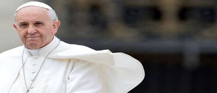 Papa Francesco raccomanda alle monache di usare i social network con prudenza