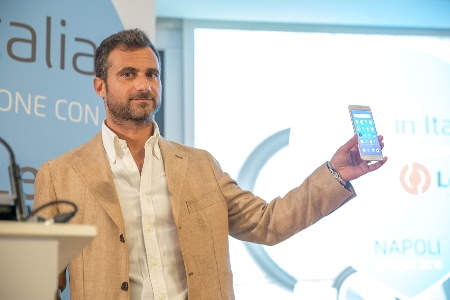 Presentato a Napoli il nuovo smartphone Meizu MX6