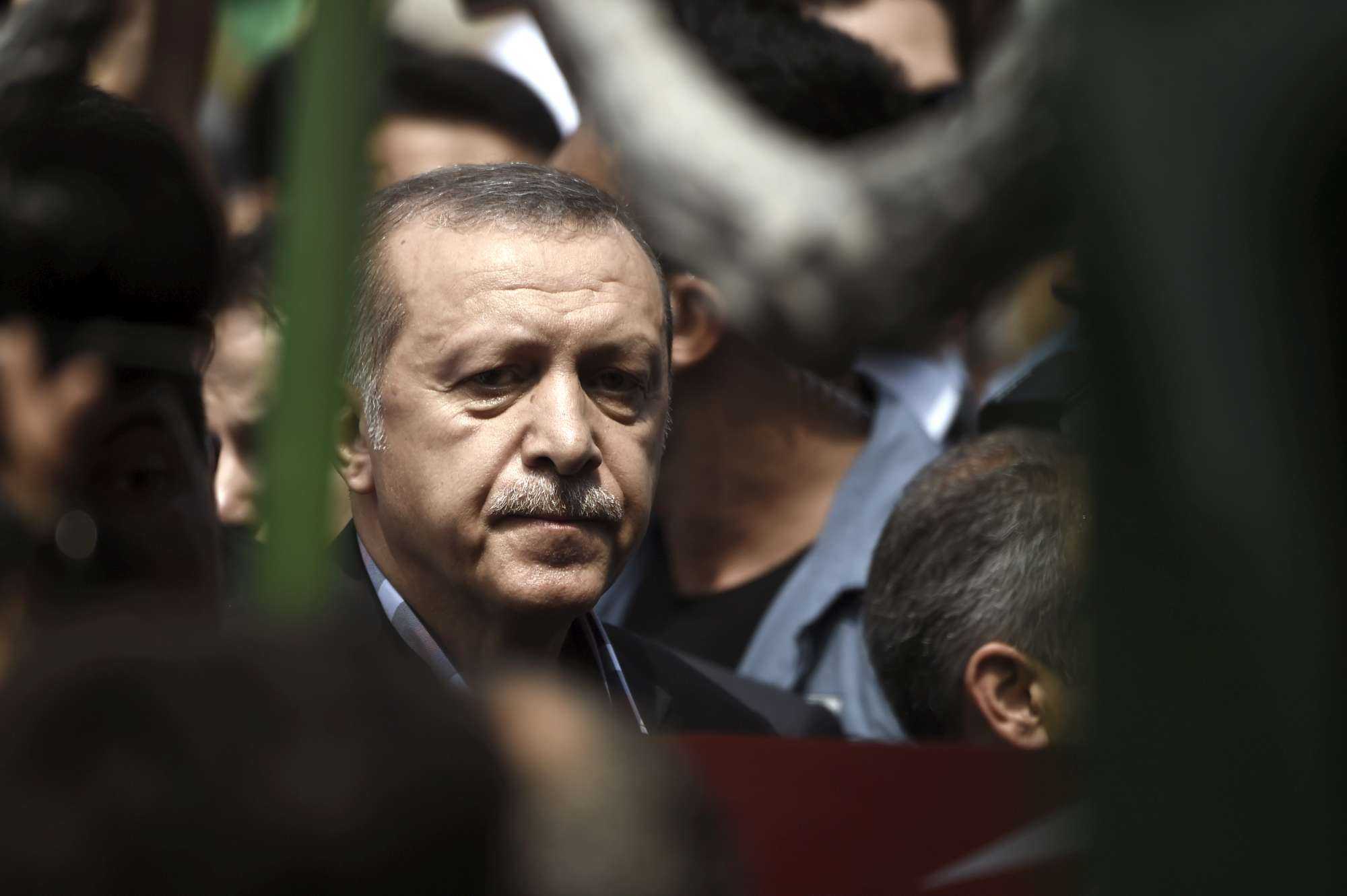 Turchia: fratello del vice di Erdogan stratega del colpo di stato