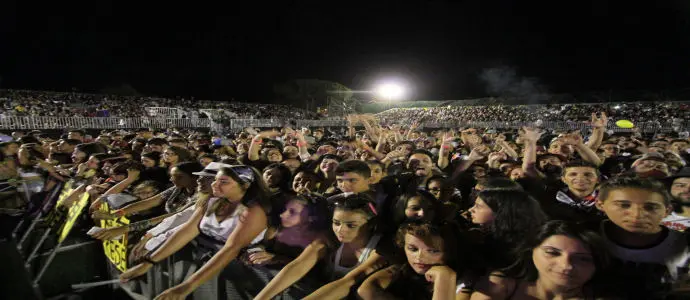 Al Summer Arena a Soverato: Tutto esaurito per il concerto di J-Ax e Fedez