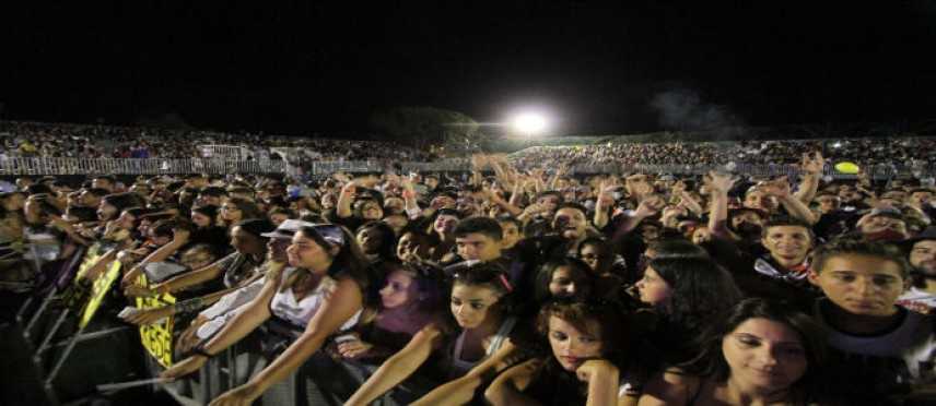 Al Summer Arena a Soverato: Tutto esaurito per il concerto di J-Ax e Fedez