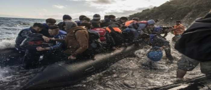 Lesbo, naufragio di migranti: quattro morti di cui due bambini