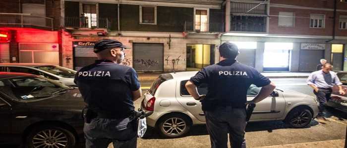 Torino, coppia trovata morta in casa: si ipotizza omicidio-suicidio