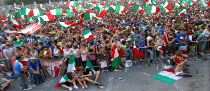 Euro 2016: Italia - Germania su maxschermo in villa Margherita