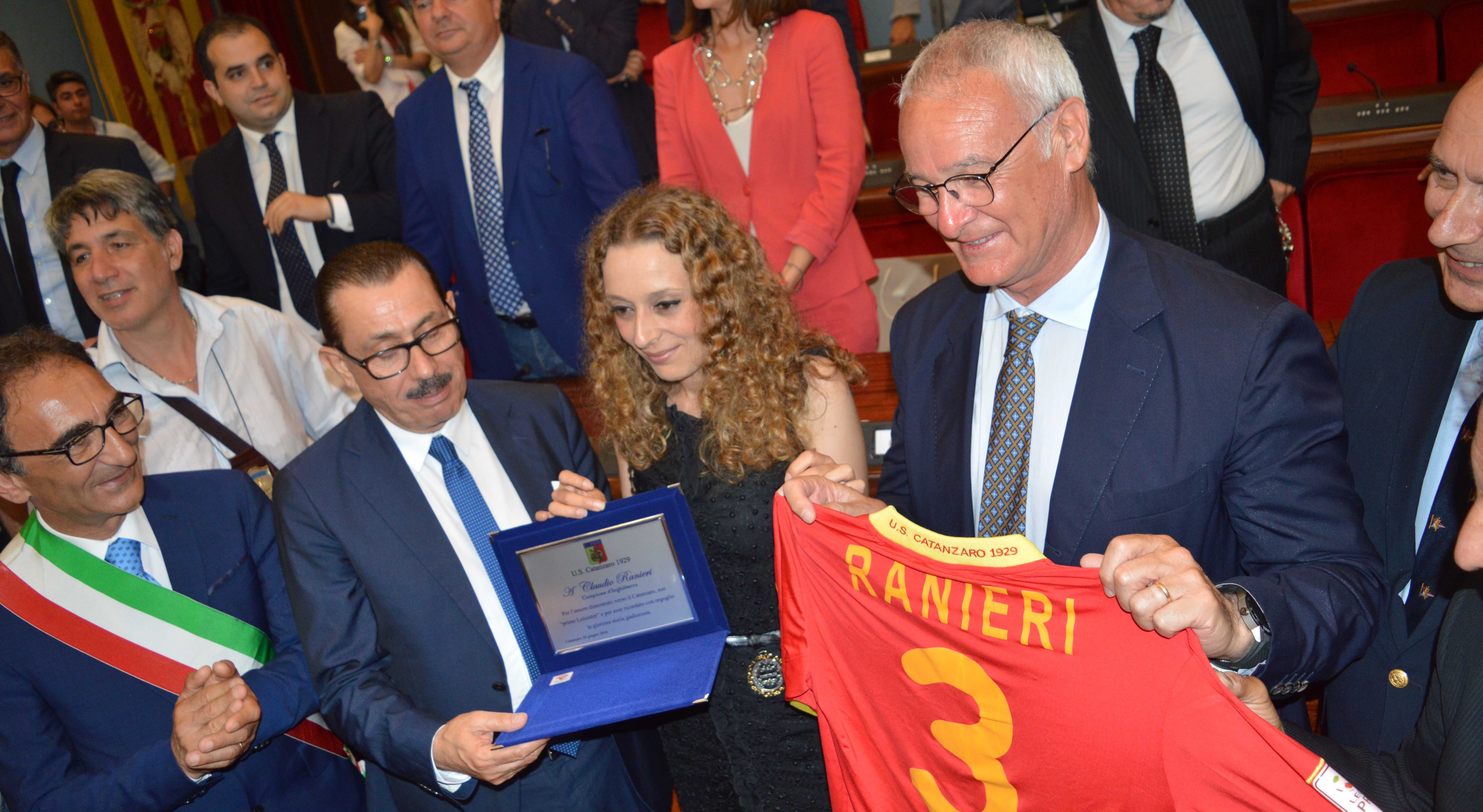 Ranieri e' cittadino onorario di Catanzaro. La cerimonia a Palazzo De Nobili [Foto e Video]