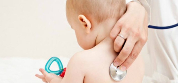 Genova: bimba di 2 anni ricoverata in ospedale, forse a causa della dieta vegana